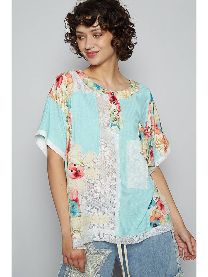 Pol Clothing - Wholesale Knit Top - Women's - Round neck short sleeve floral knit rib top SALE