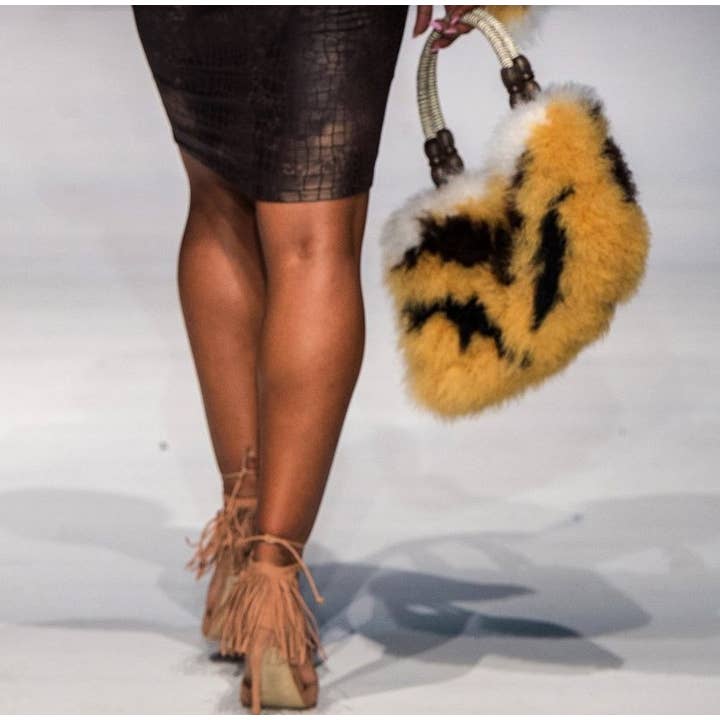 ANGE Style INTERNATIONAL – wholesale Top handle bag – women's – "Kathia' Marabou Feather Handbag