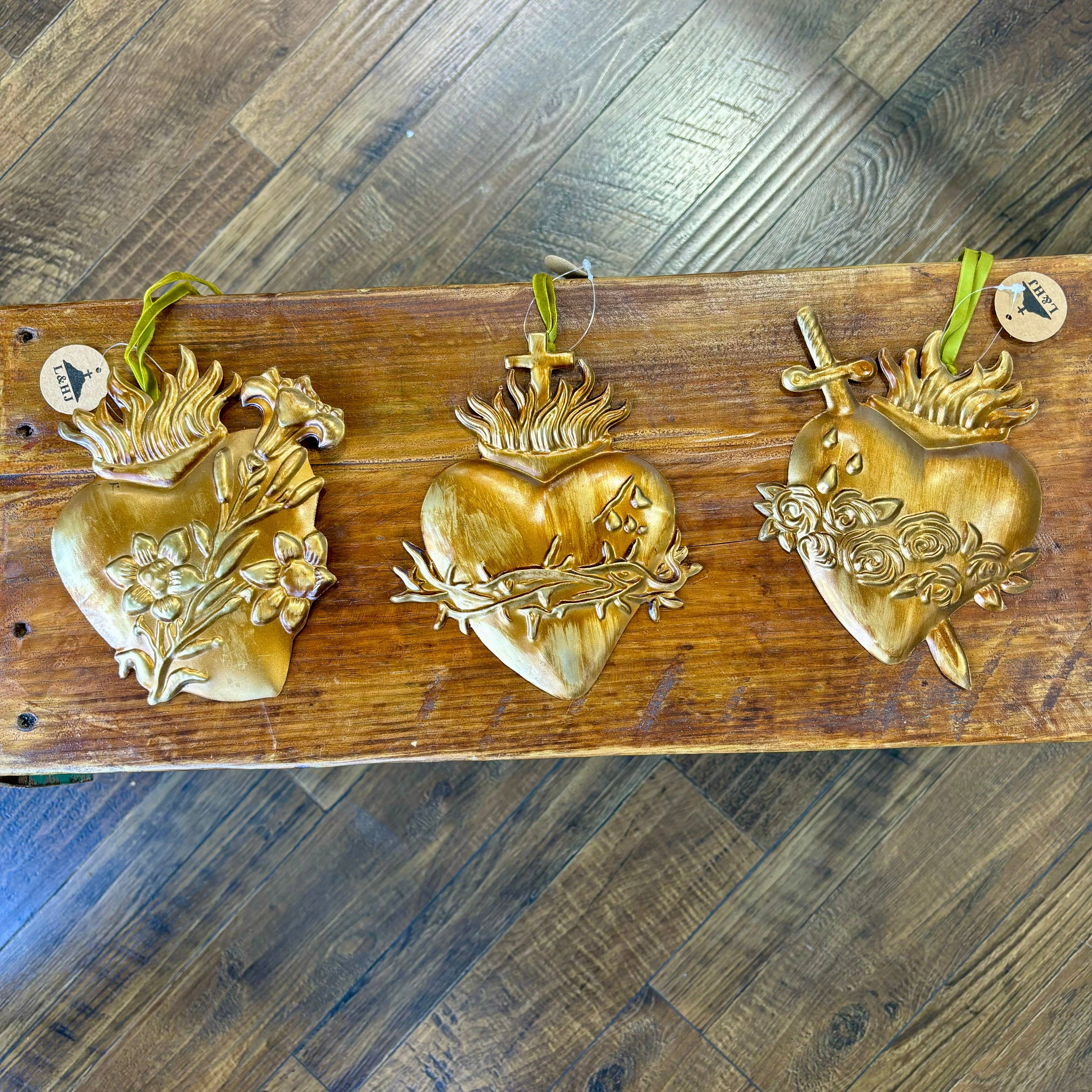 Love and Honor Jesus LLC - Wholesale Ornament Set - Hearts Of The Holy Family Ornament Set1