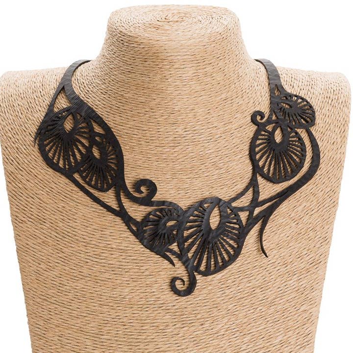 paguroupcycle – wholesale Bib necklace – Leaf Art Nouveau Inner Tube Necklace0