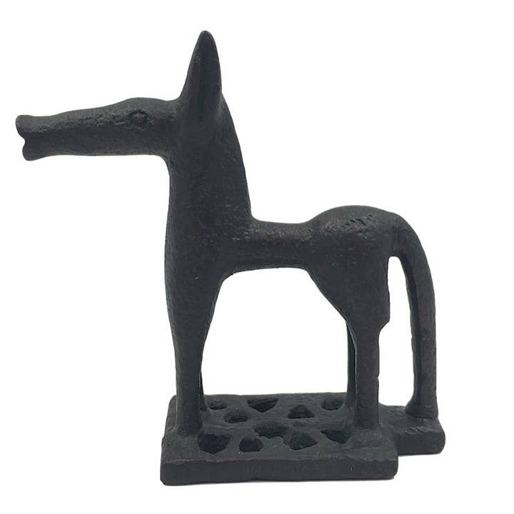 Figurine miniature de cheval géométrique grec à long nez 8ème siècle avant JC pour la vente par Museum Wholesale Inc