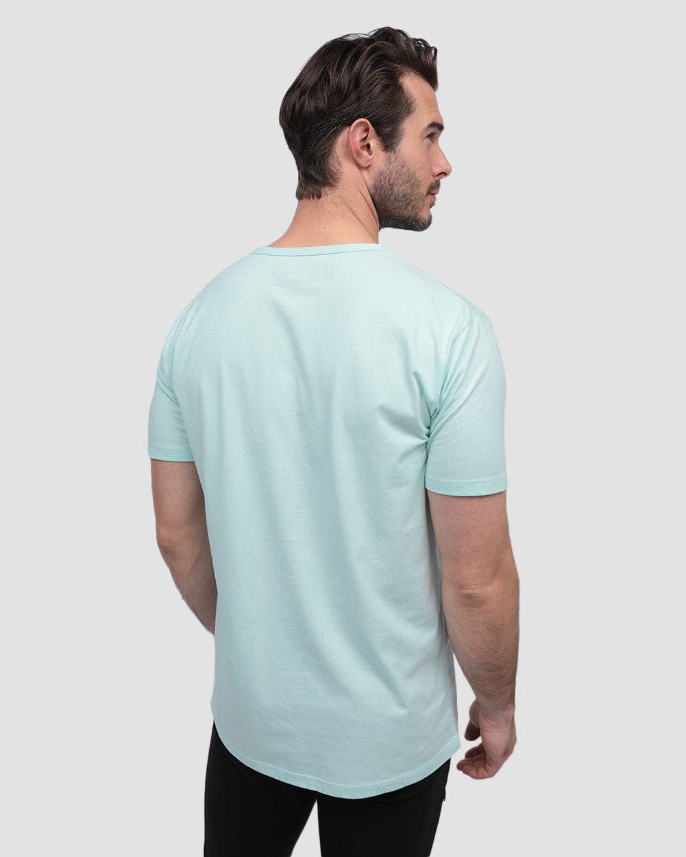 INTO THE AM – Engroshandel T-shirt – til mænd – Herre T-shirt med korte ærmer og henley-udskæring42