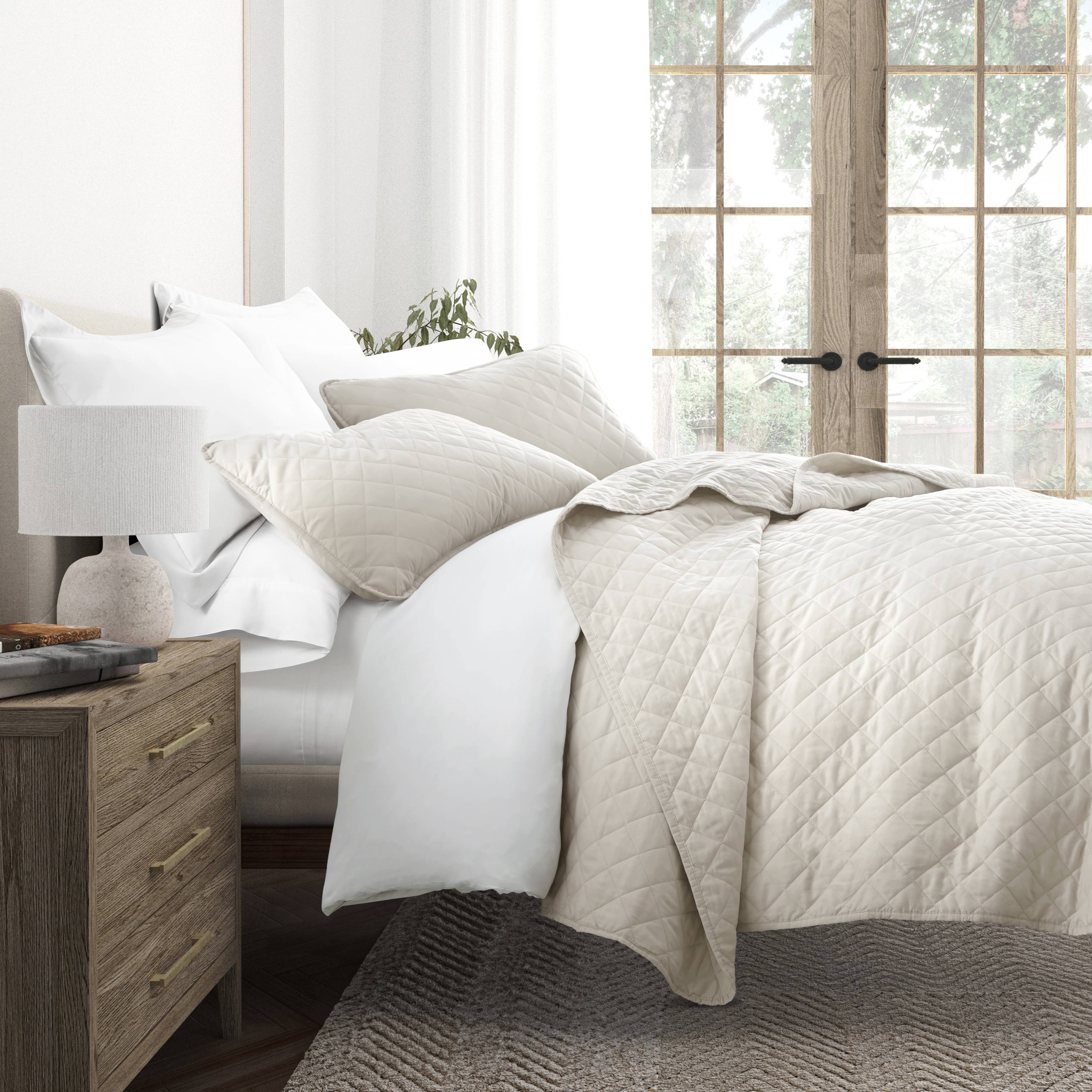 ienjoy Home - Vente Parure de lit - Ensemble de couvre-lit matelassé 3 pièces iEnjoy Home au point de losange18