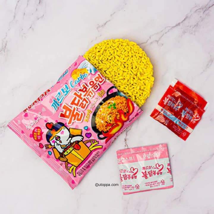 utoppa GmbH - Wholesale Ramen - SAMYANG Ramen Spicy Chicken Hot Chicken Carbonara 5 X 130 G