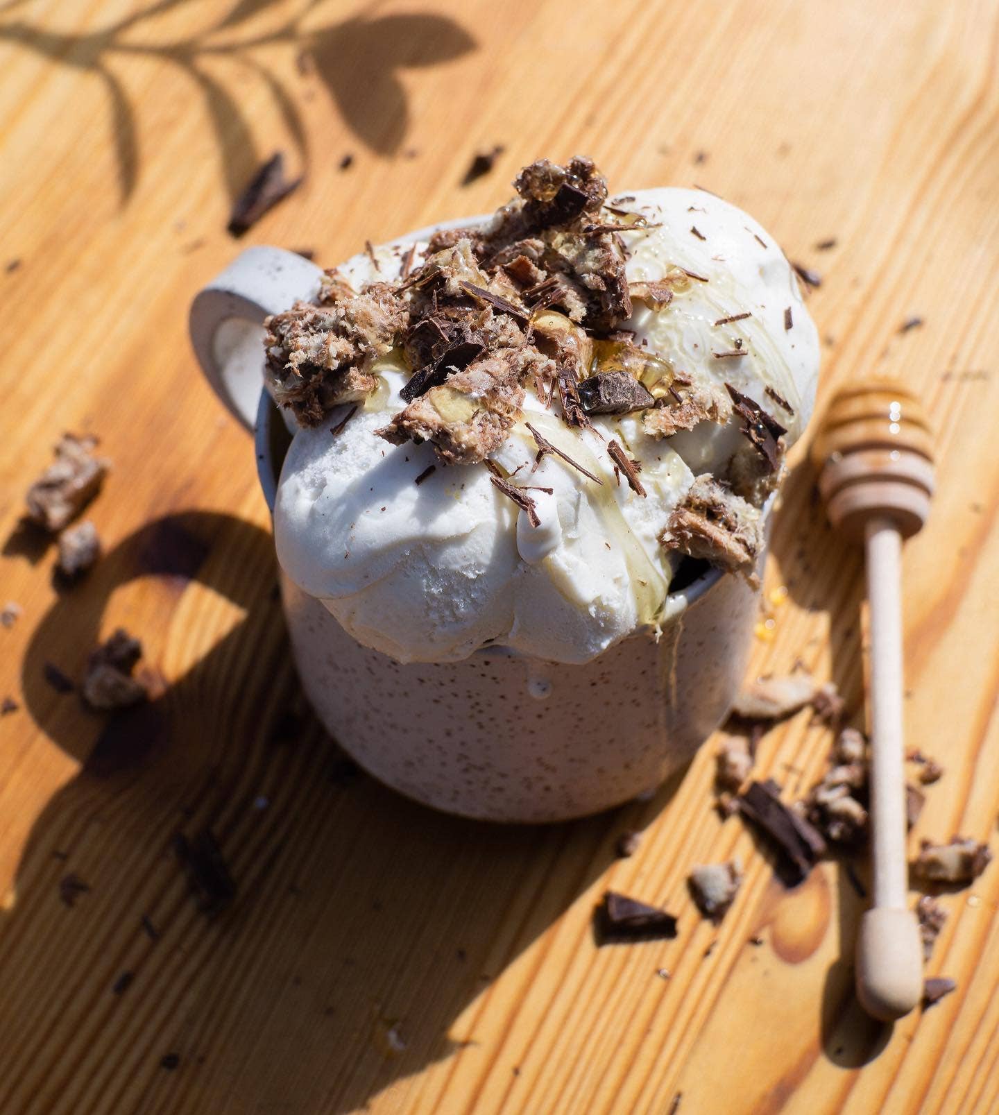 Hebel & Co - Wholesale Chocolate Bar - Organic Halva - Chocolate Chunk 3