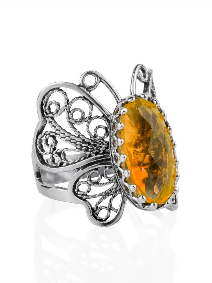 Bague en argent sterling avec papillon pour femme en pierre précieuse citrine. pour la vente par Filigranist Jewelry