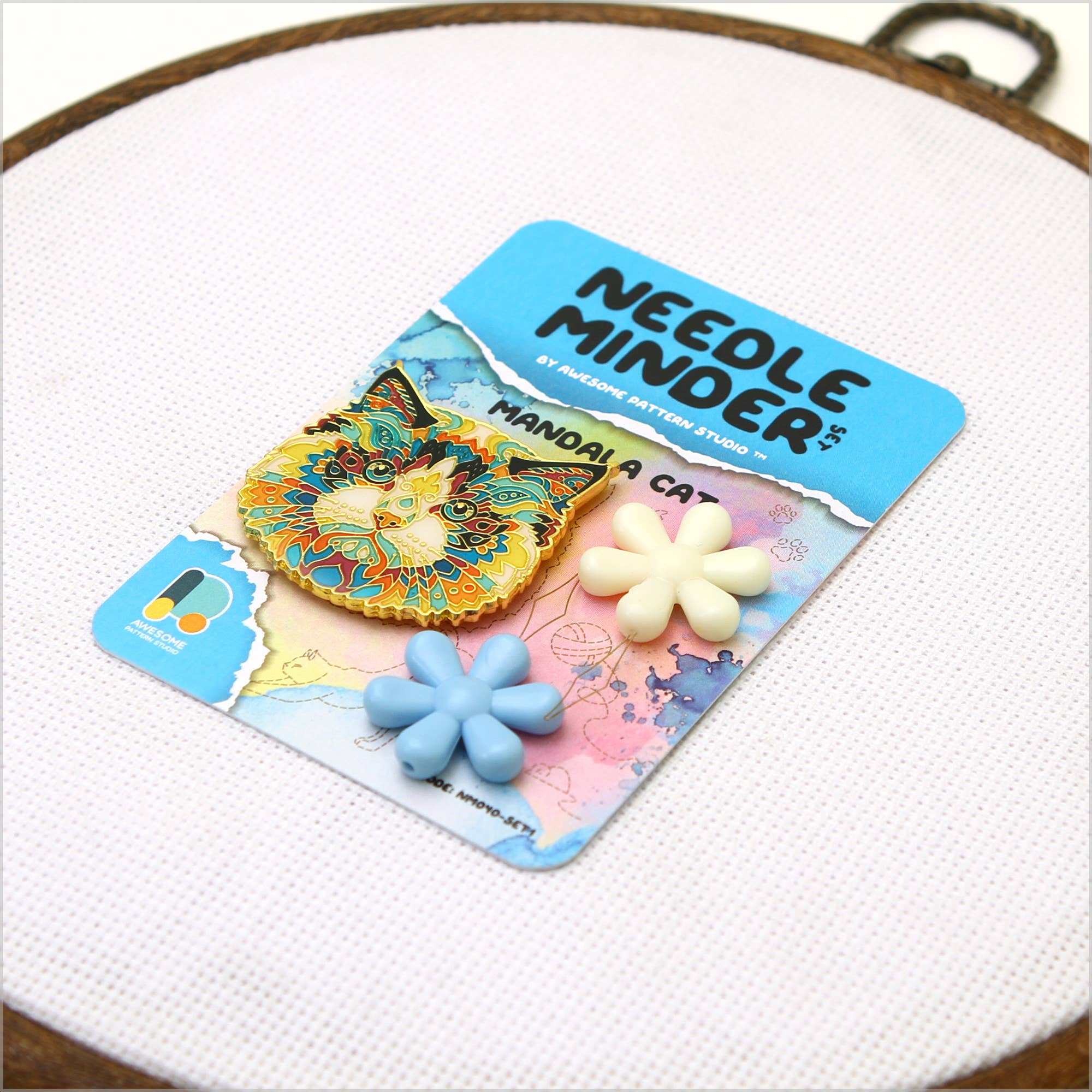 Awesome Pattern Studio - Wholesale Embroidery/Cross Stitch Supplies - Mandala Cat - Magnetic Needle Minder Set #12