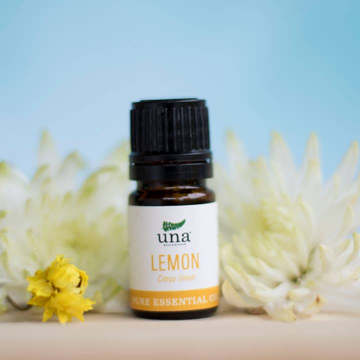 Una Biologicals - Wholesale Essential Oil - Lemon Essential Oil1