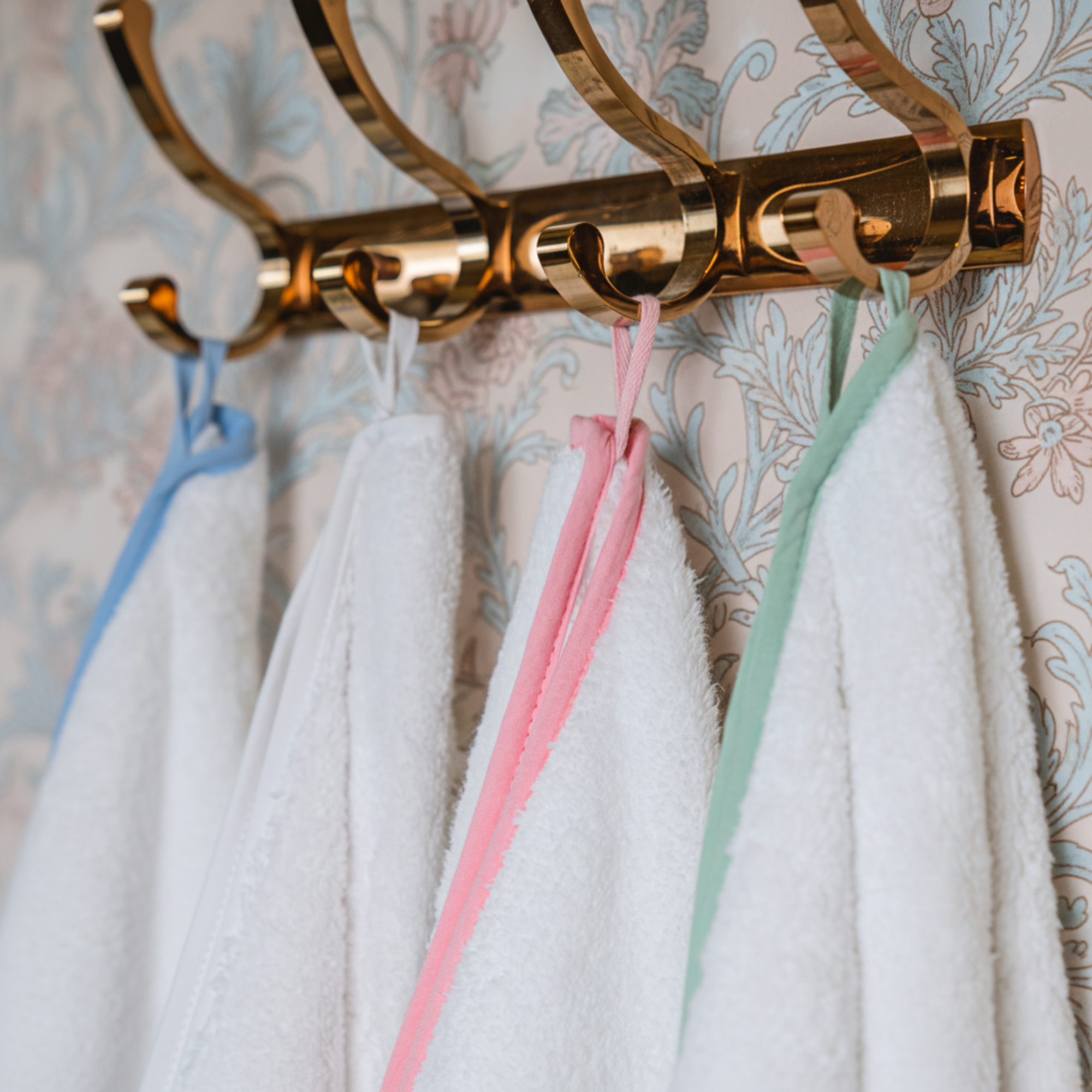 Lotus Linen – wholesale Badrumsmatta – Lyxig badrumsmatta i bomull med kammusselkanter124