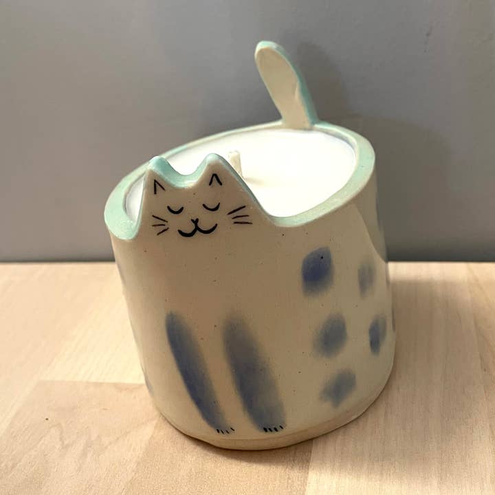 Dariia Dziuba - Wholesale Jar/Filled Candle - Artisan Soy Wax Candle in Reusable Ceramic Cat Container