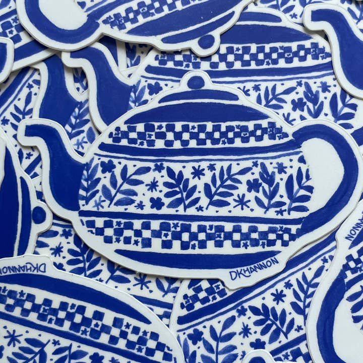 Autocollant en vinyle pour théière pour la vente par DK Hannon Illustration