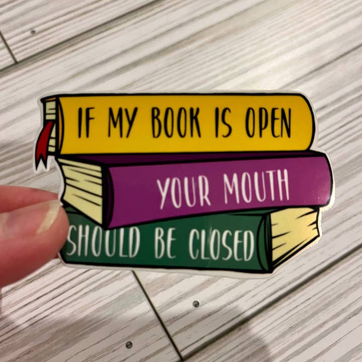 Graceful Darkness, LLC - Vente Autocollant - Sticker en vinyle My Book is Open