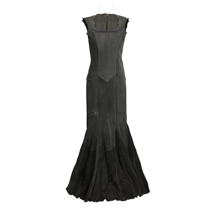 Robe Diana - Robe sirène noire délavée pour la vente par Deborah Lindquist
