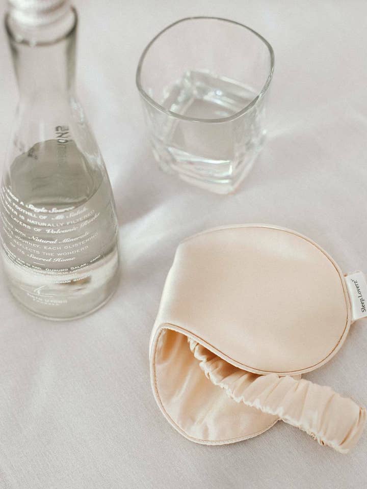 Masque de sommeil 100% soie avec remplissage de soie pour la vente par Silk Lovers