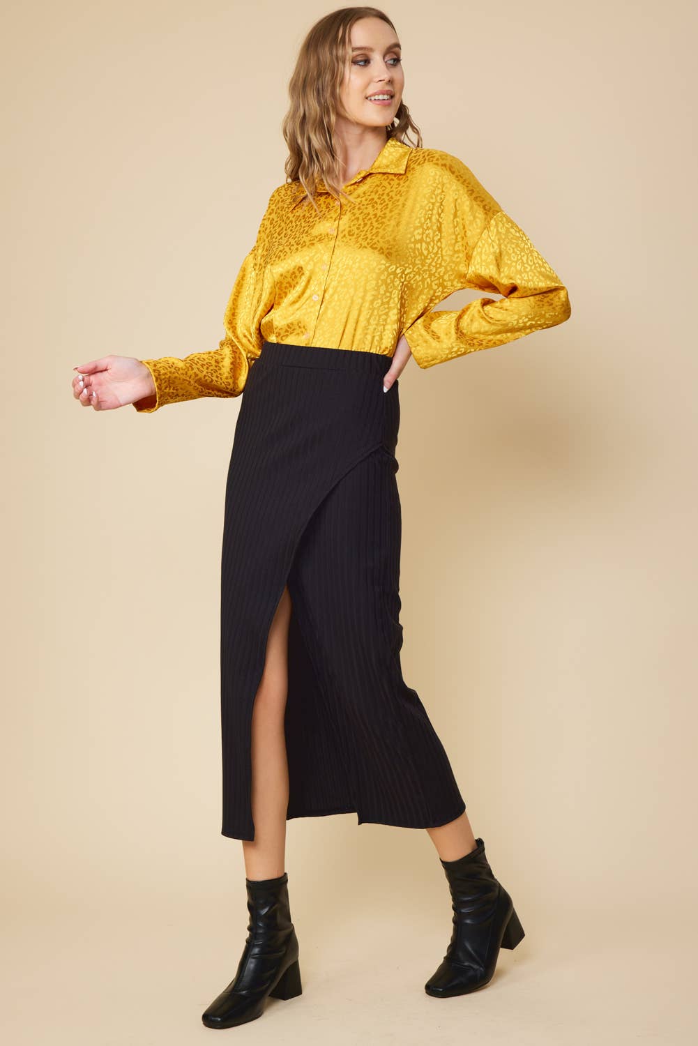 FSL Apparel - Wholesale Skirt - Women's - SS8032 - RIBBED WARP MIDI SEXY SKIRT1