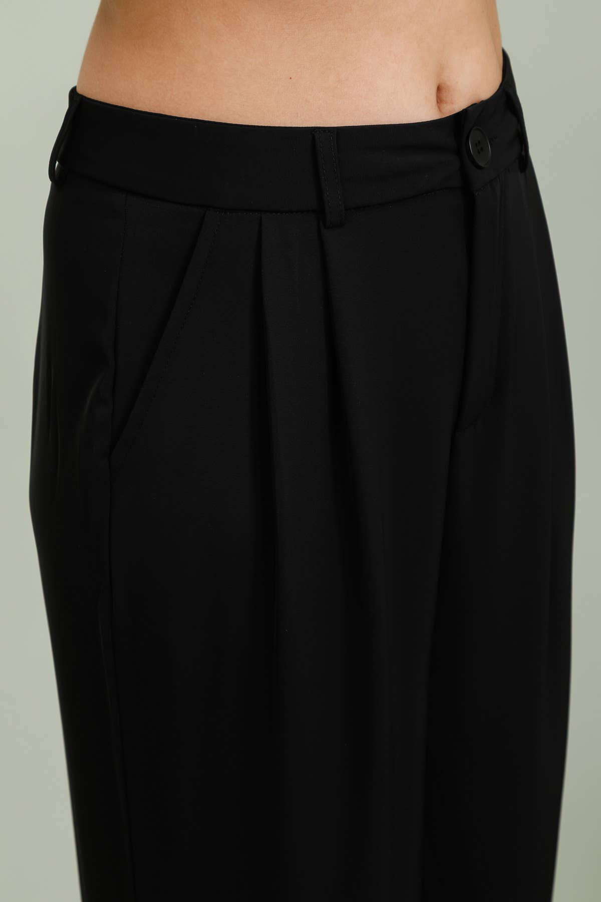 Frime - Venta al por mayor Pantalones - Mujer - Pantalones de pierna ancha de talle alto con pinzas - 26125