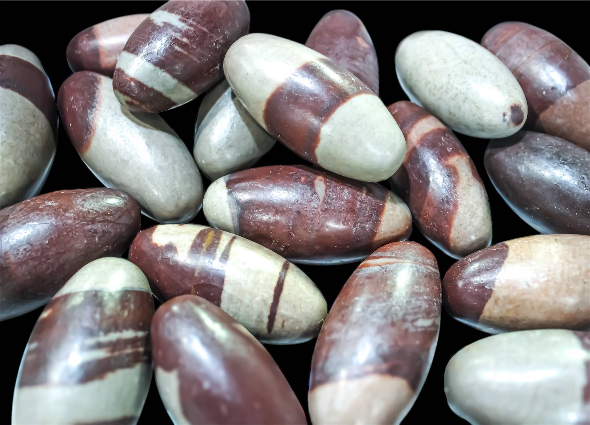 Quasar Gems USA - Wholesale Spiritual Stone/Crystal - Shiva Lingam 3inch Per Pcs0