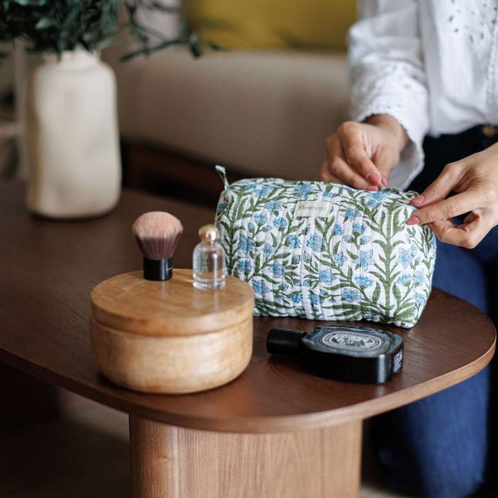 Flowrette - Wholesale Toiletry Bag - Women's - Mandawa toilet bag2