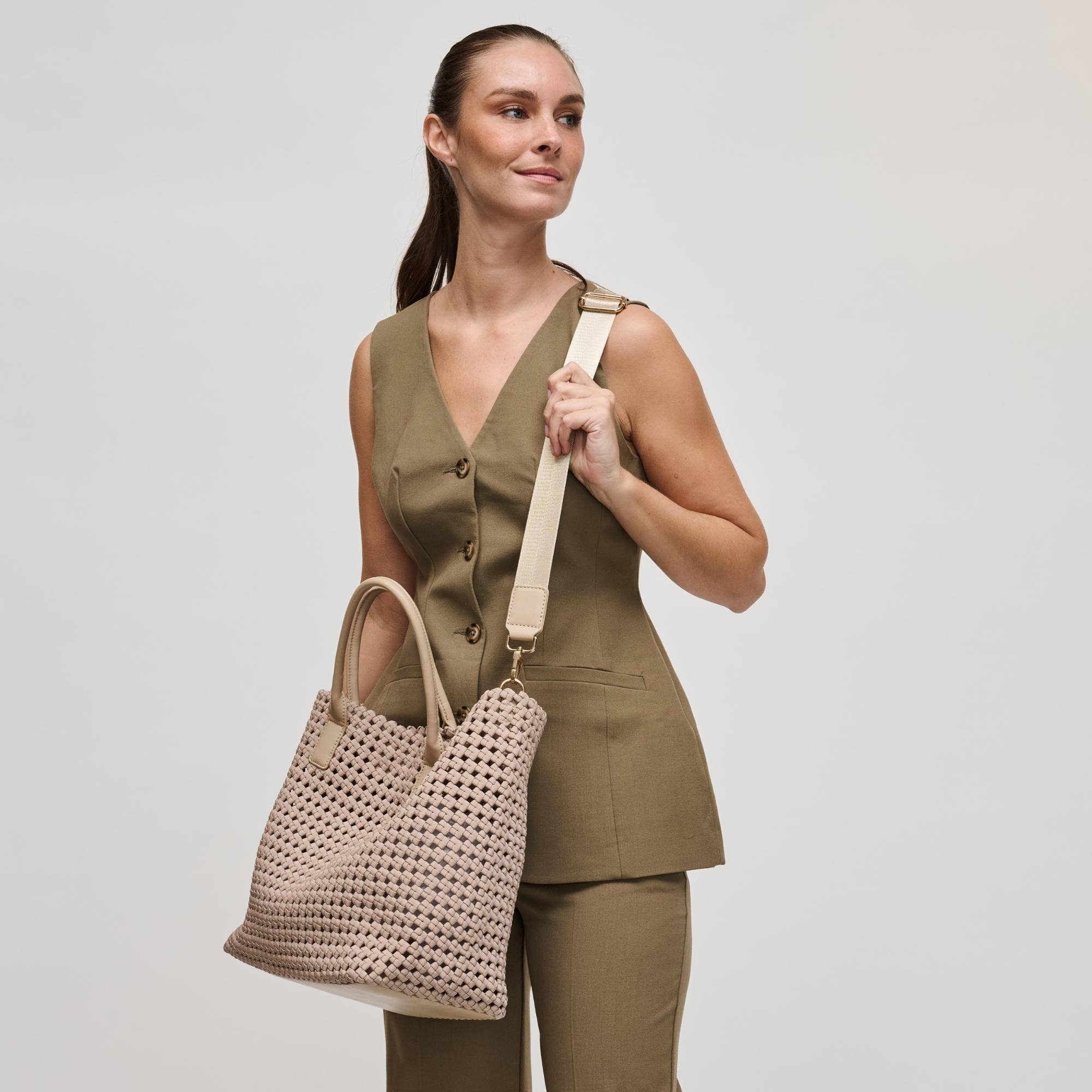 Sol and Selene – wholesale Tote bag – Women's – Solstice Large Hand Woven Knot Tote9