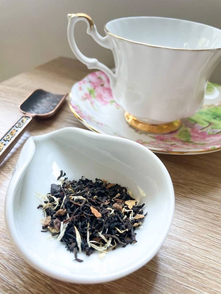 Chai au chocolat Nuit de l'iguane (sachet de 70 g) pour la vente par Little Tea Peddler