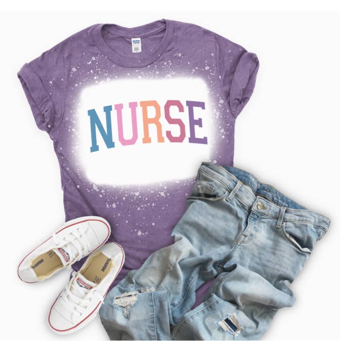 T-shirt illustré pour femmes, Nurses pour la vente par Crafty Mamas Creationz