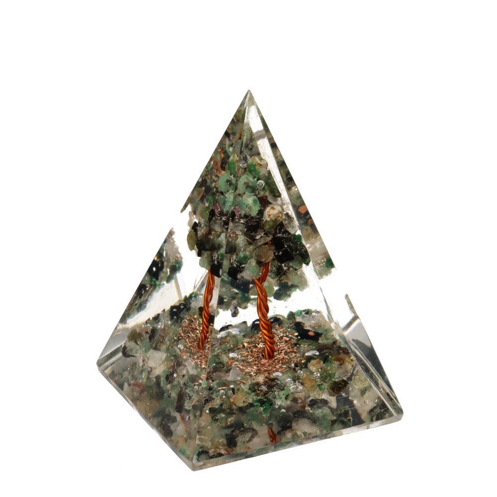 Vives de la Cortada S.L - Wholesale Spiritual Stone/Crystal - Emerald Orgonite Pyramid in Resin with Tree 4x4cm1