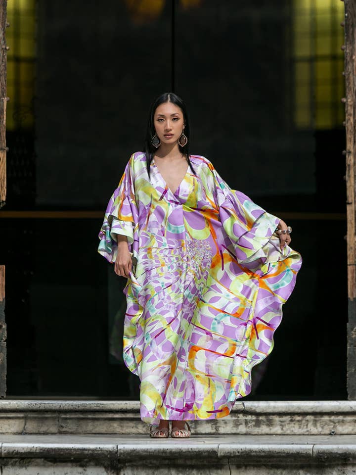 Lång Ruffle Kaftan för wholesale av KELLE' CAPRI