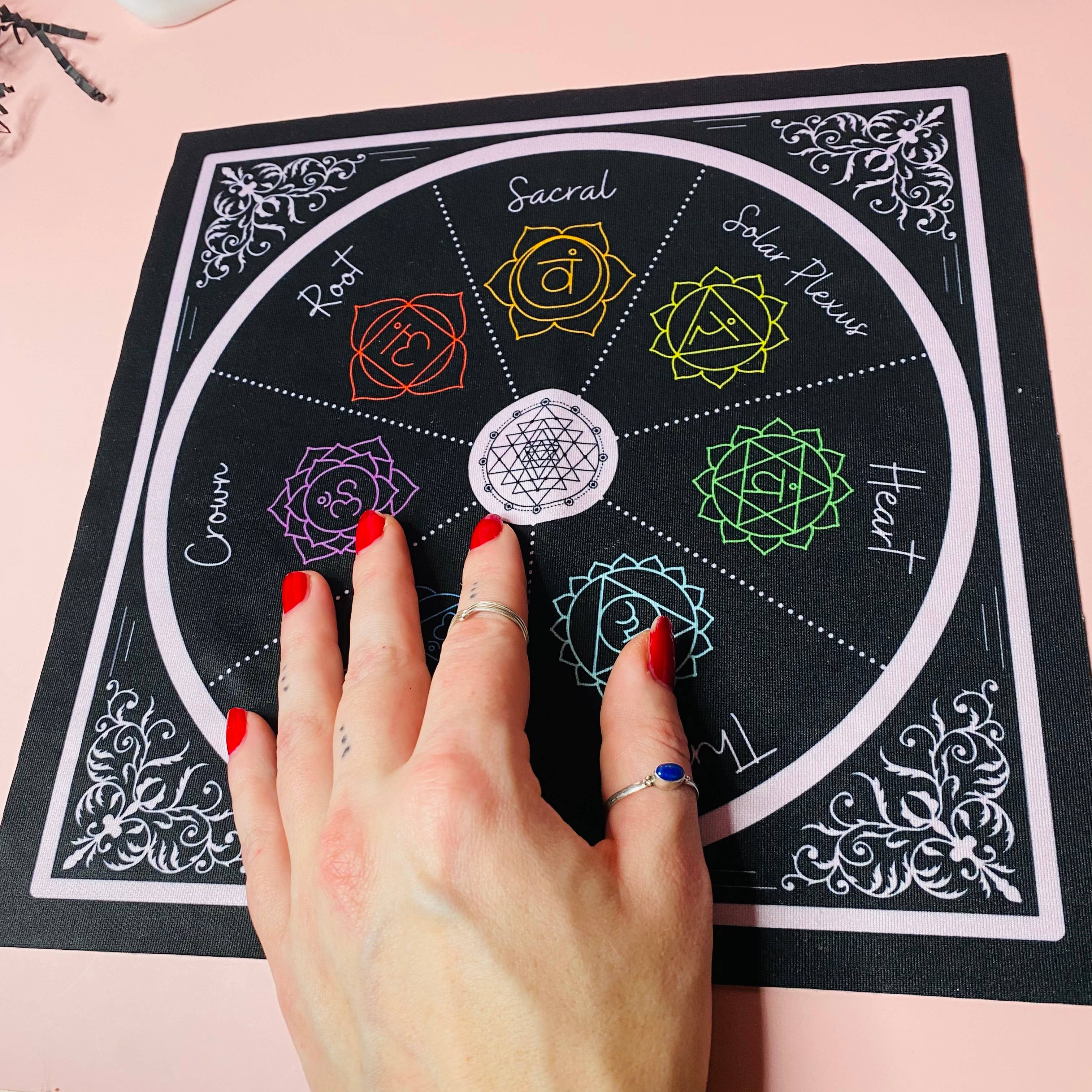 Sacred Moon&Stars – wholesale Meditation supplies – Chakras Pendulum Mat4