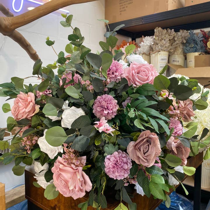 IVY CRUZ - Wholesale Artificial Flowers - Boho Flower Centrepiece, Floral Centrepiece, Wedding1