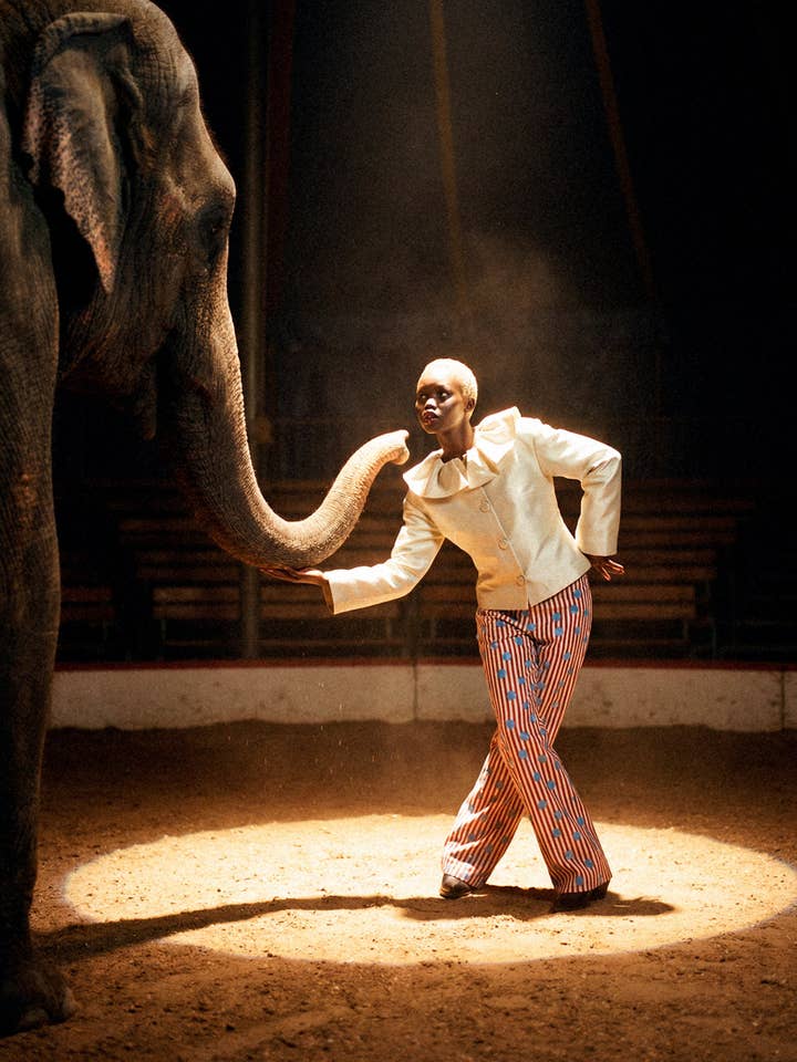 CARMEN SAYS - Wholesale Jacket - Women's - Chaqueta Brillo Crema de Payaso5