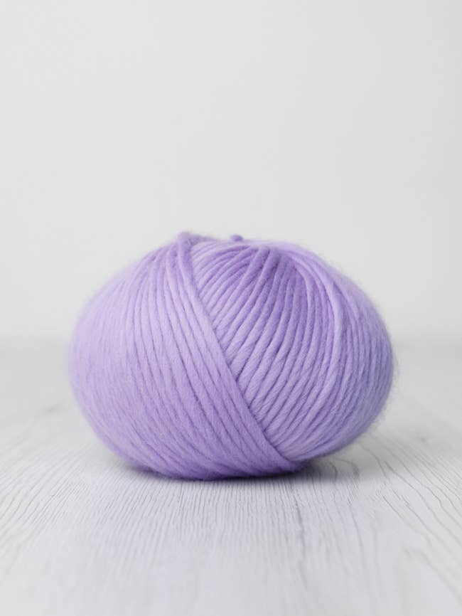 DHG – wholesale Garn – 100 g extra fin merinoullsgarn - The Classic Collection46