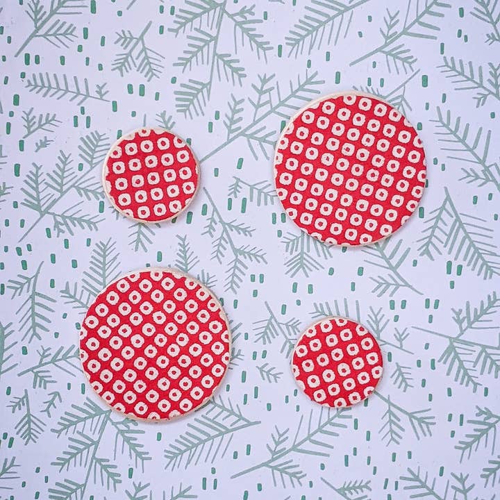 Imanes de nevera hechos a mano con patrón rojo de neodimio - Juego de 4 para venta al por mayor de Jenna Smith