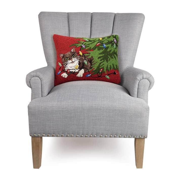 Peking Handicraft - Wholesale Throw/Decorative Pillow - Holiday Cat Under The Tree Hook Pillow1