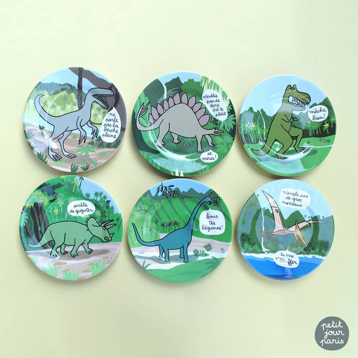 DI926L Set of 12 dessert plates Dinosaurs for wholesale by Petit Jour Paris