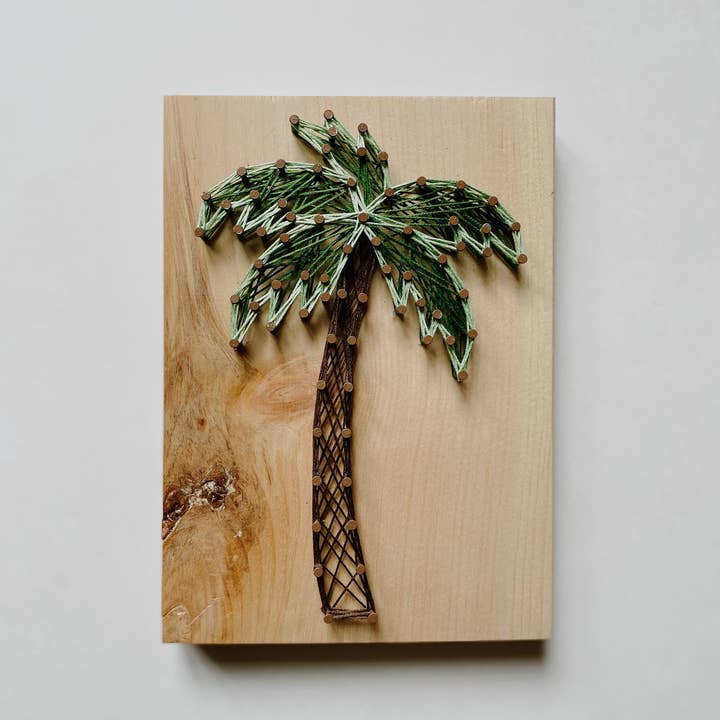 Knot Really Art - Wholesale DIY Craft Kit - Palm Tree DIY String Art Kit