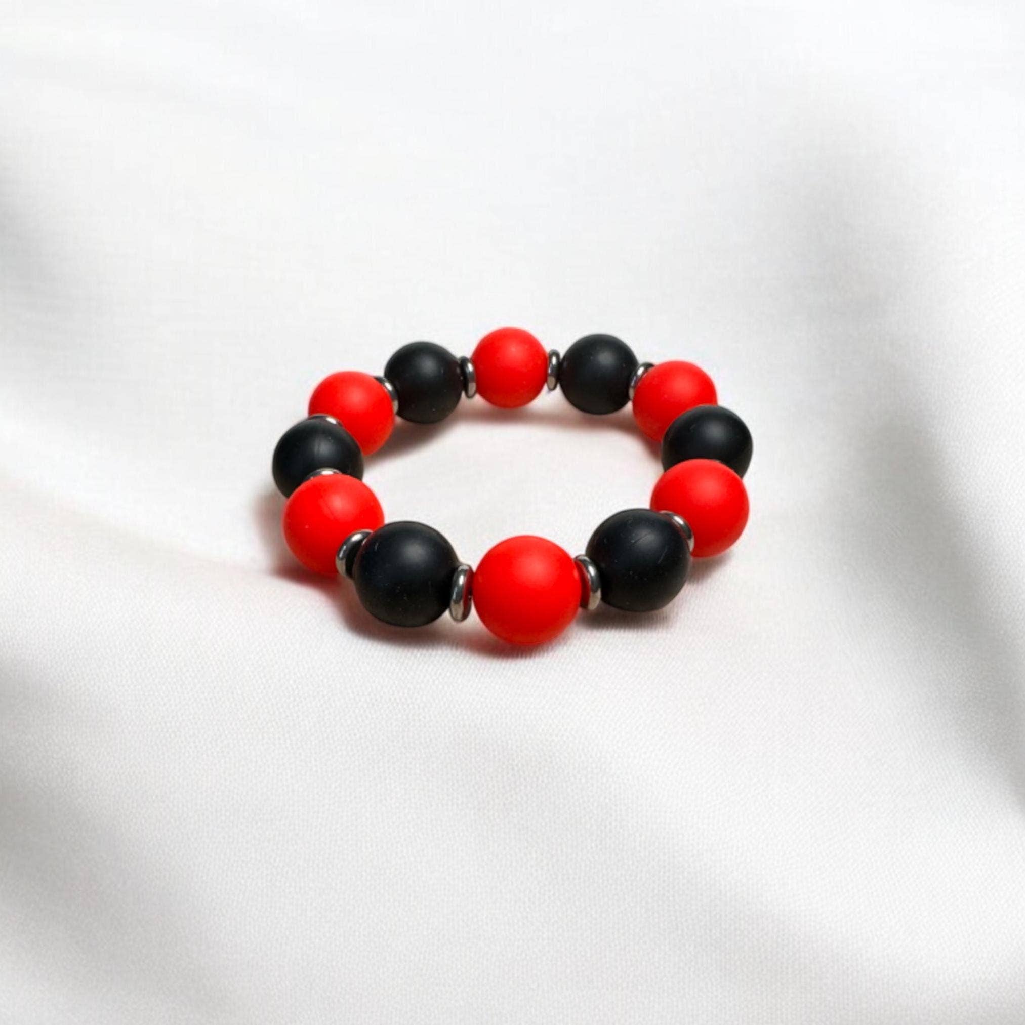 Fish Towne Designs, LLC - Wholesale Beaded Bracelet - Red and Black Game Day Chunky Bead Bracelet0