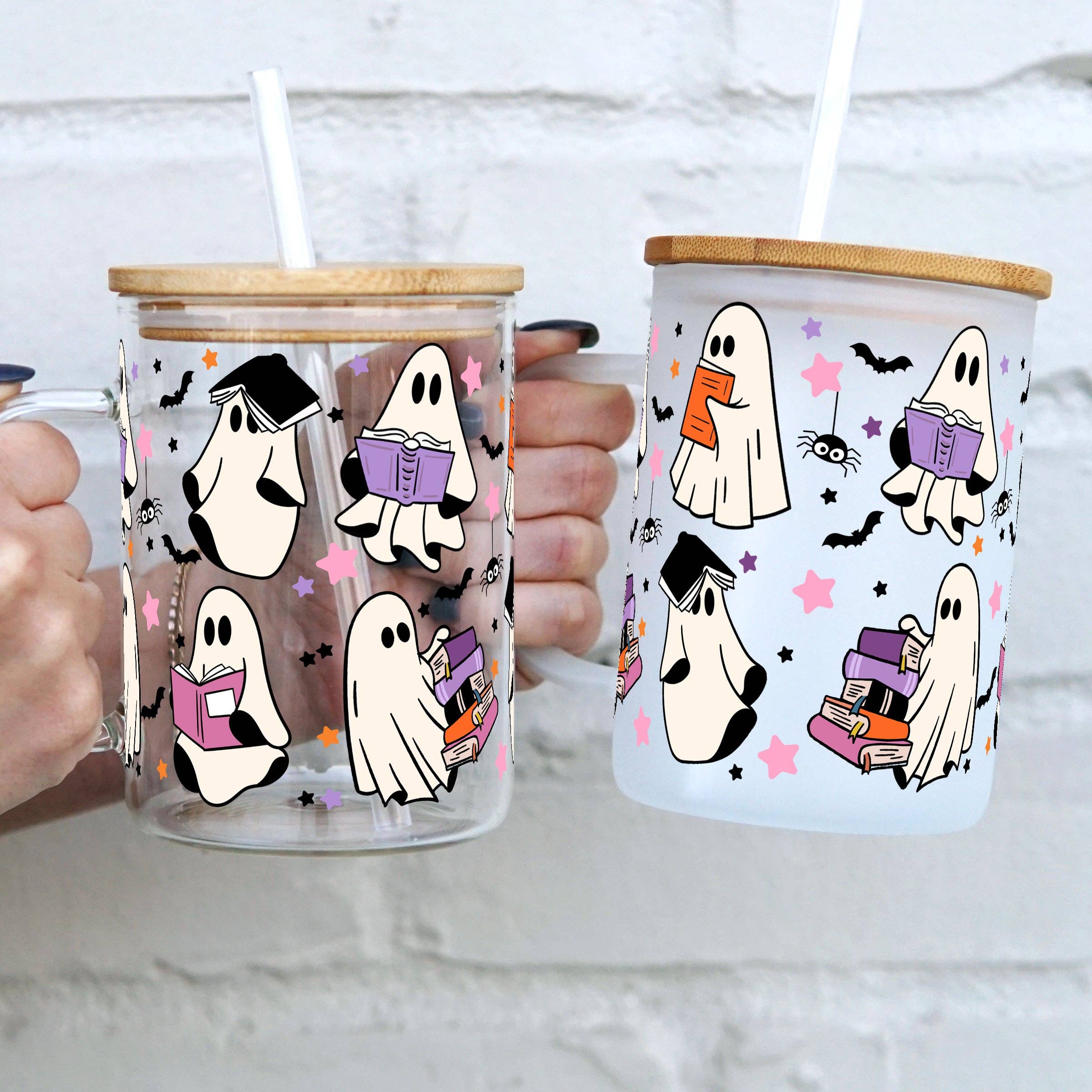 Sip-Sip Hooray! – wholesale Drinking glass/cup – Ghosts and Books 17oz Glass Mug With Lid and Straw0