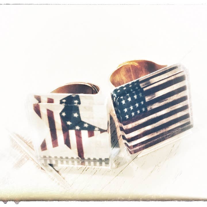 Bagues drapeau américain pour la vente par JAG/ged Edge Jewelry