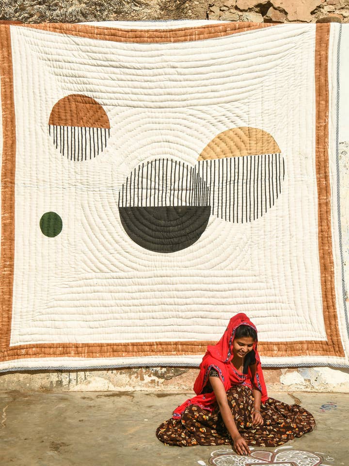 Horizon Quilt Reverse for wholesale by CQC LA