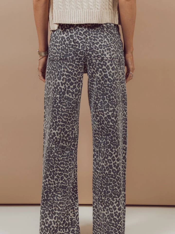 Black Leopard Print Wide Leg High Waist Jeans for wholesale on Faire1
