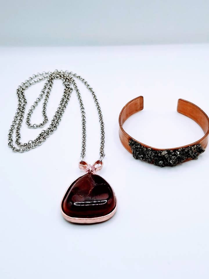 Collana con pietre preziose Jasper e braccialetto in pirite in rame per la vendita all'ingrosso da parte di Handcrafted Jewelry By Teri C