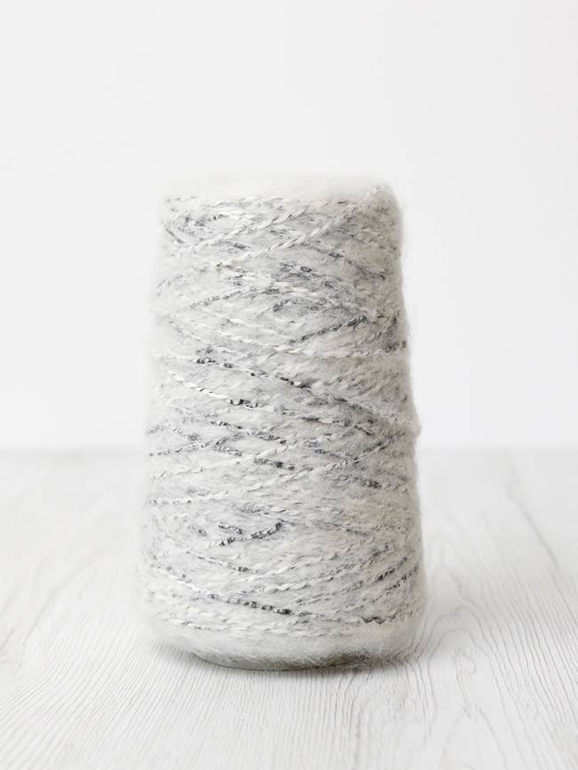 DHG - Wholesale Yarn - CAPE TOWN 250g yarns - recycled yarns OUTLET0