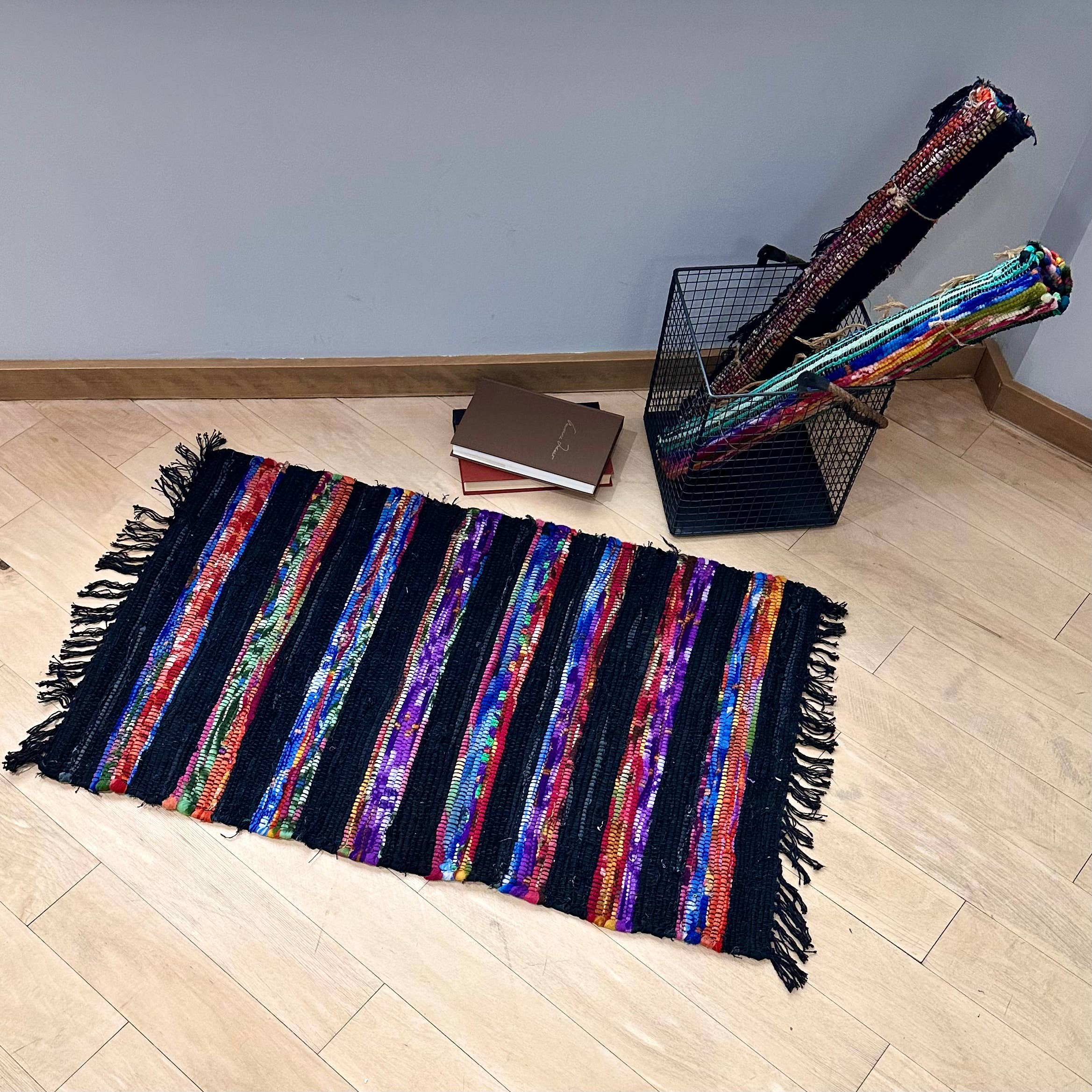 India Handicrafts Inc - Venta al por mayor Alfombra pequeña - Surtido de alfombras coloridas 35