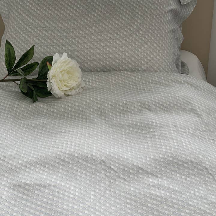 von der Thannen Luxury Bedding – wholesale Sängkläder – Bäddset Art Deco 100% Lyocell Satin 250 TC
