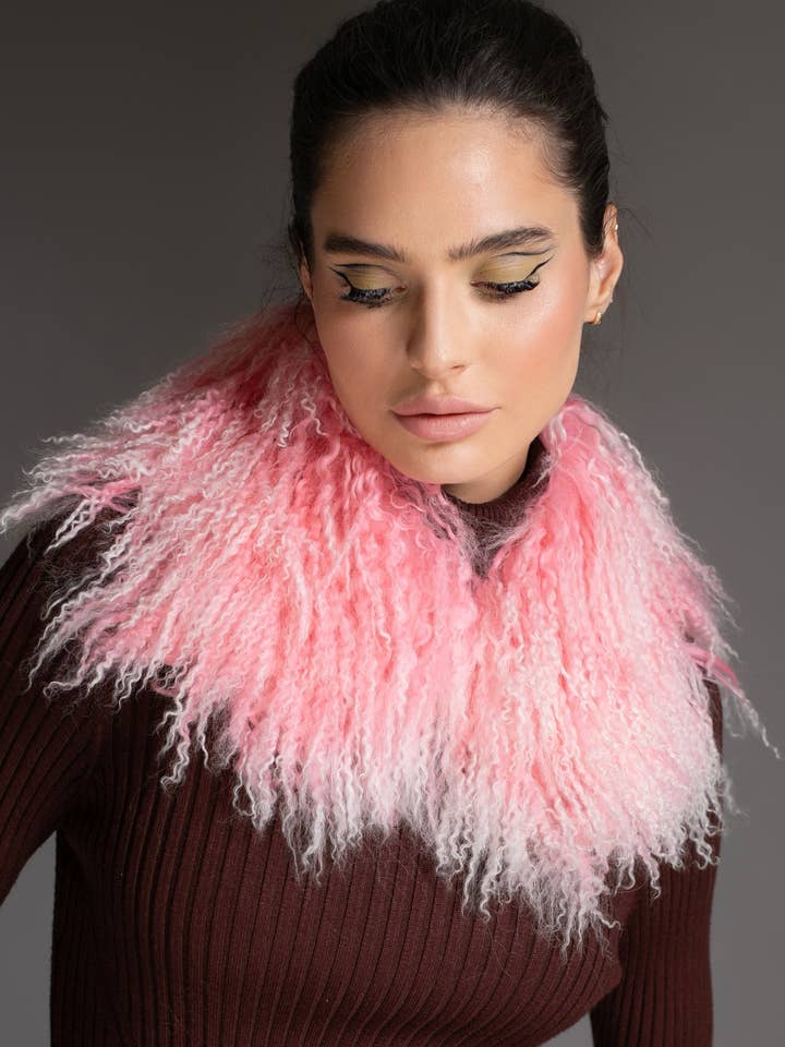 Dip-Dye Pink Mongolian Sheared Wool Collar for wholesale by Nuvula