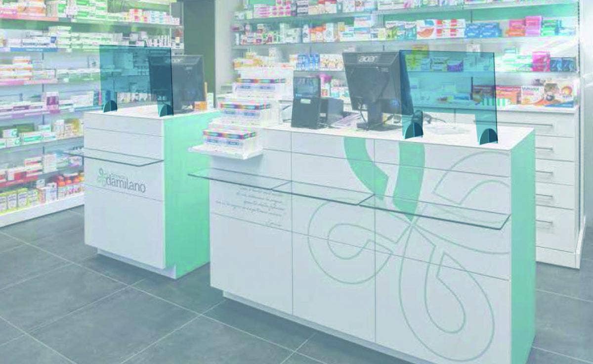 pirotta srl - Venta al por mayor Vitrinas - Mampara de Separación de Plexiglás2