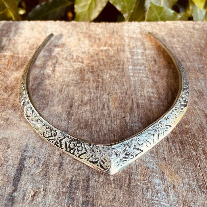 Silver choker etnisk halsband / Rustik / Zigenare / Lättvikt / Boho / Stam / Hippie / Rustik / Vegansk / Aztek för wholesale av Kaali Boutique