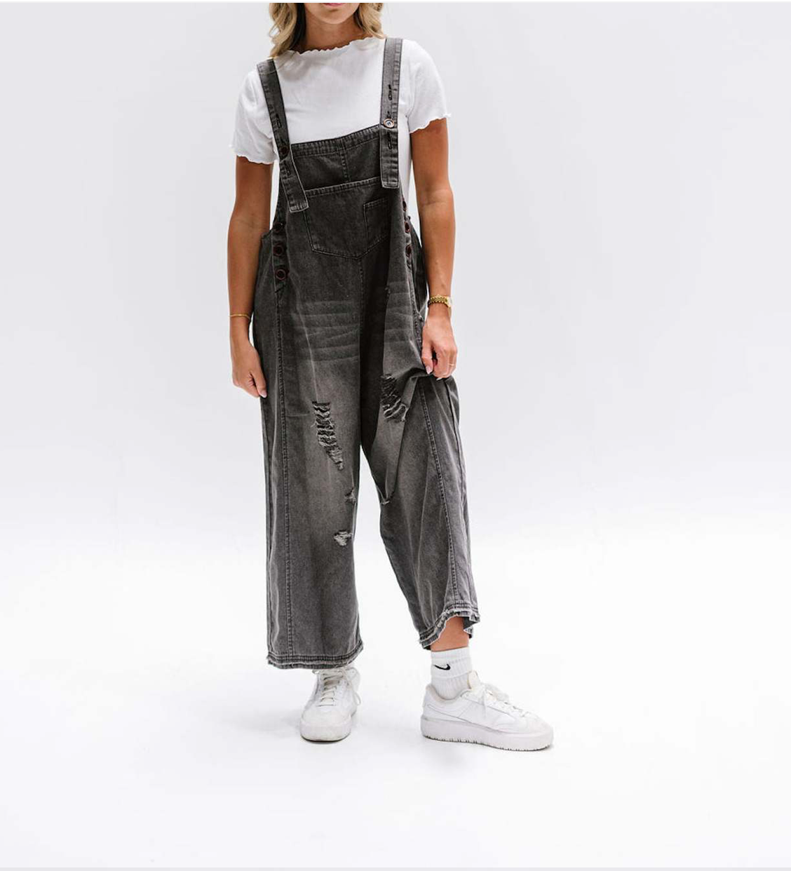 EmberLoom – Engroshandel Overalls - Dame – Kvinders bredbenede buksedragt med slidte detaljer denim overalls7