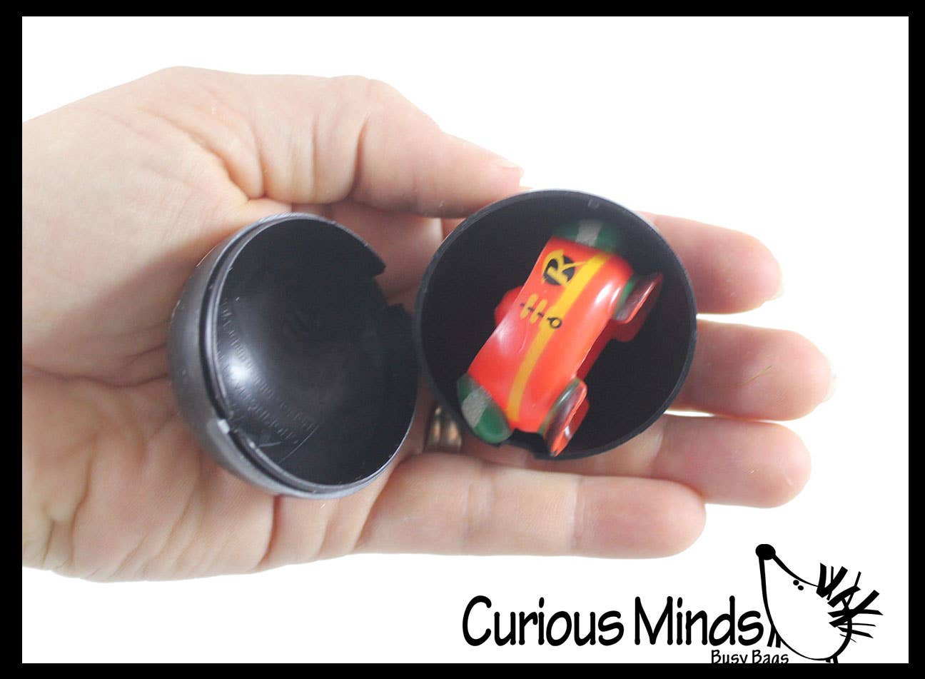 Curious Minds Toys – wholesale Figurine toy – Kids – 1 DC Comics Superhero Capsule Toy Figurines - Super Hero Fan11