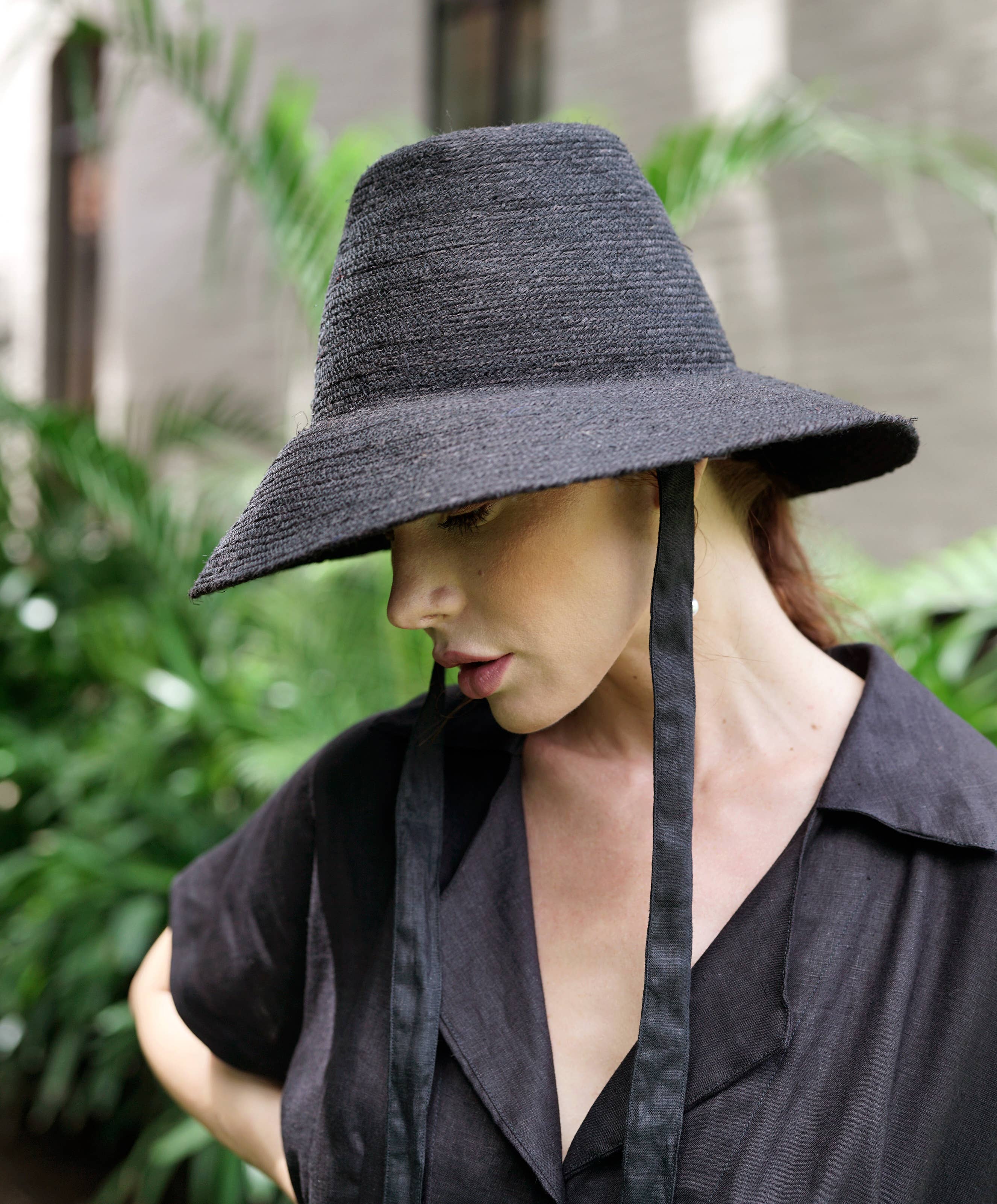Brunna Co - Vente Chapeau de paille – femme - Chapeau de paille de jute MEG, en noir1